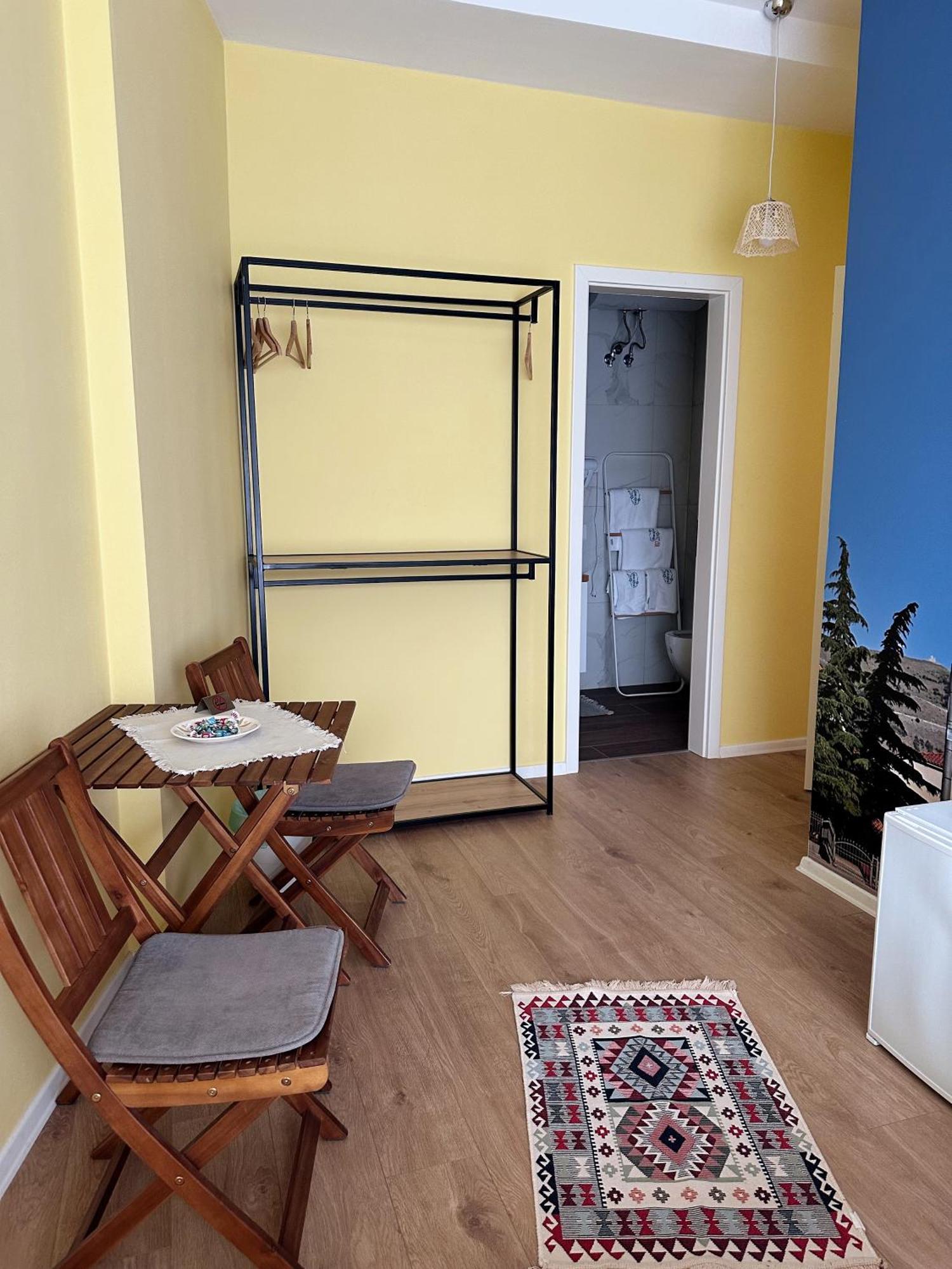 107 Dreams Bed & Breakfast Tiranë Ngoại thất bức ảnh